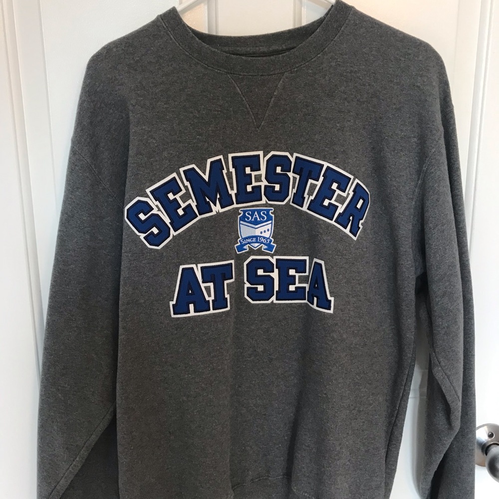 SEMESTER AT SEA CREWNECK